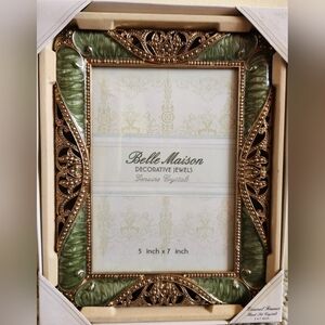 Bella Maison Embellished Crystals 5 x 7 Picture Frame. Green n Gold